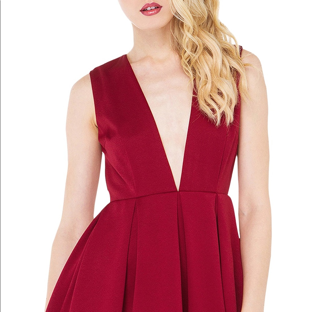 Oasap Fashion Solid Deep V Neck Backless Dress